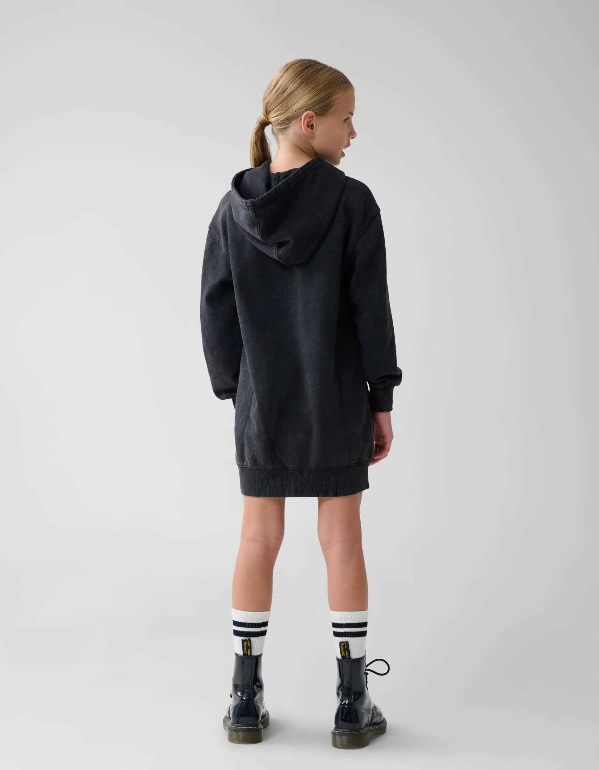 Shoeby Artwork Hoodie Jurk Zwart< Jurken