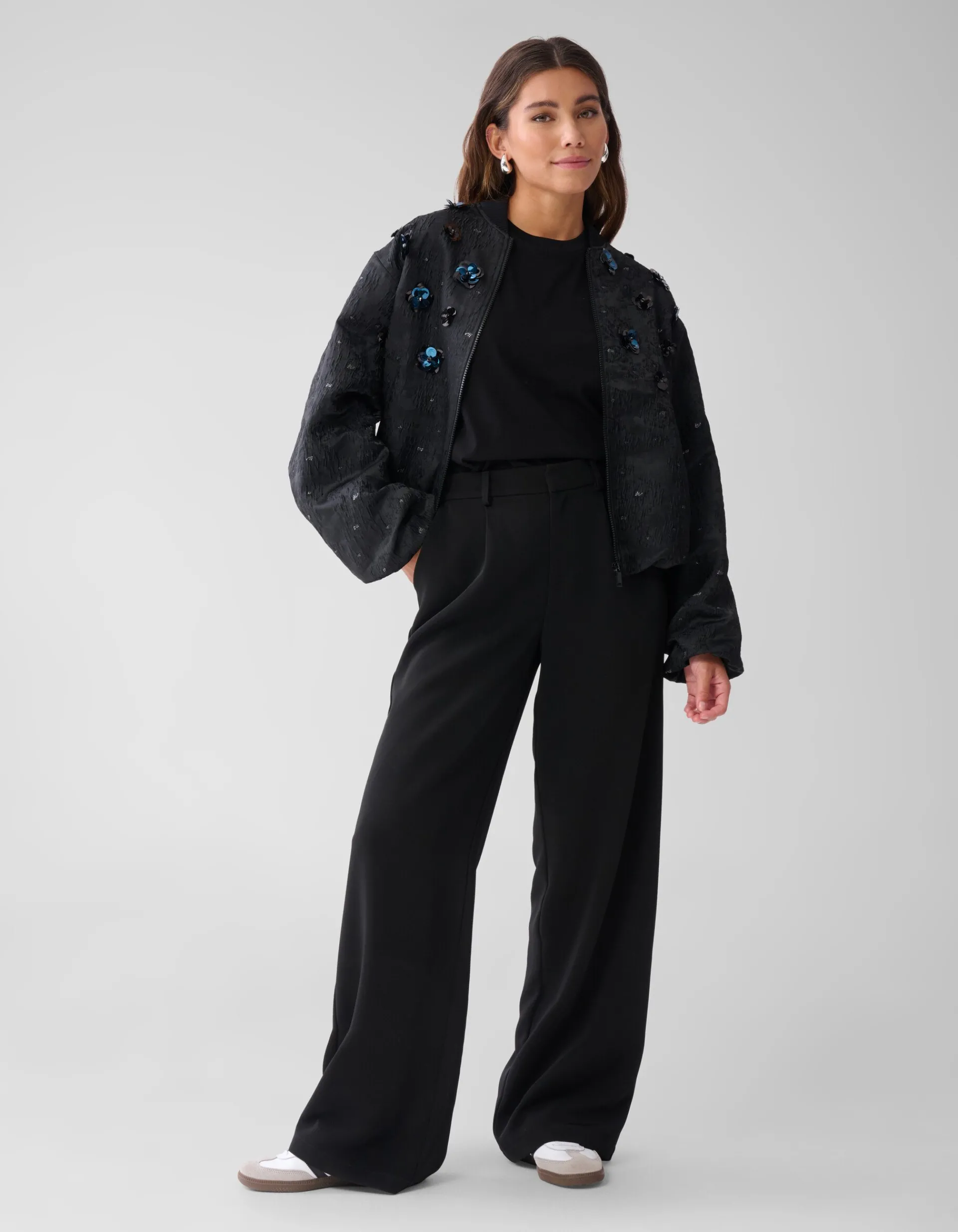 Shoeby Flower Embellished Bomber Zwart<DAMES Jacks