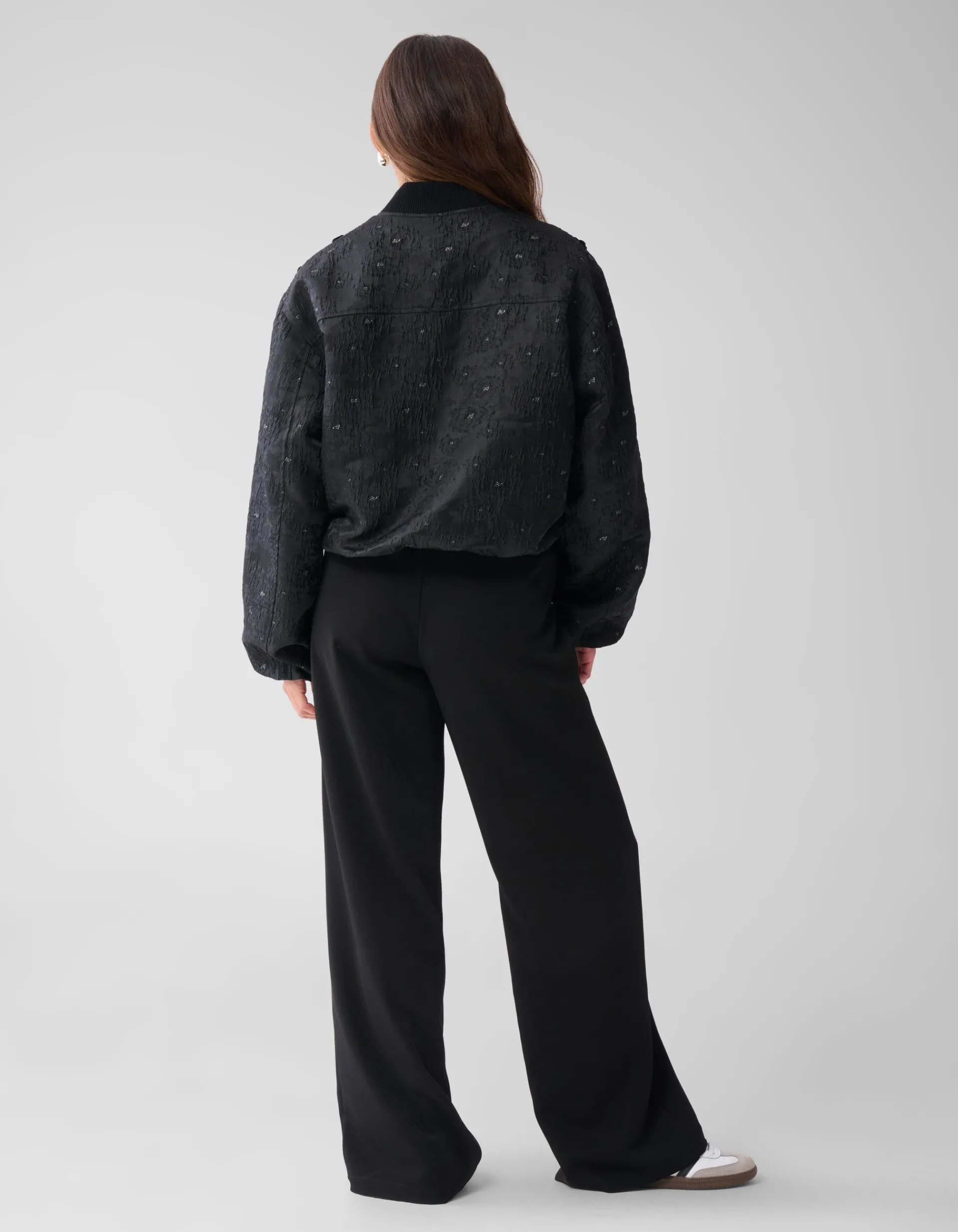 Shoeby Flower Embellished Bomber Zwart<DAMES Jacks