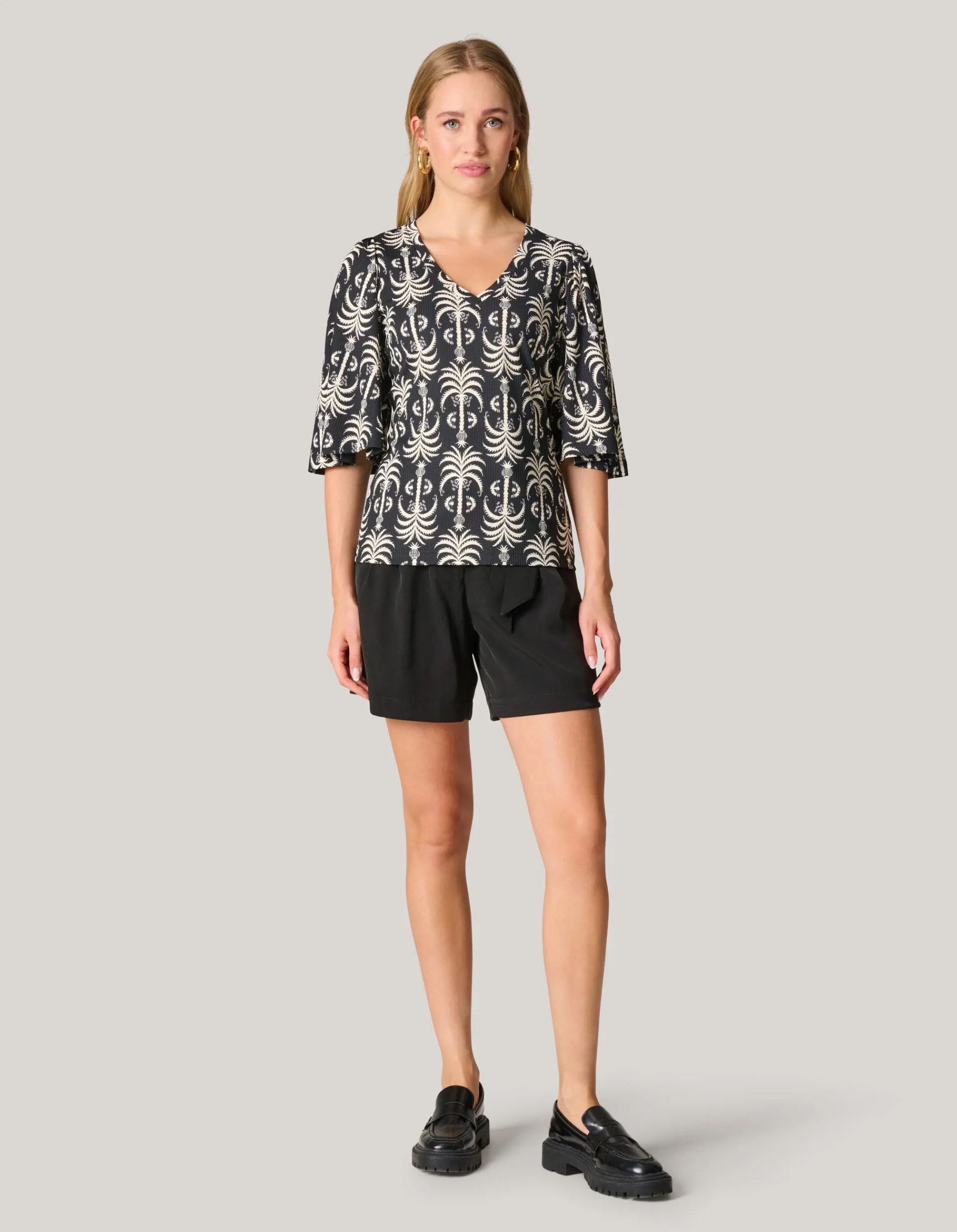 Shoeby Printed Rib Jersey Ruffle Top Zwart<DAMES Tops