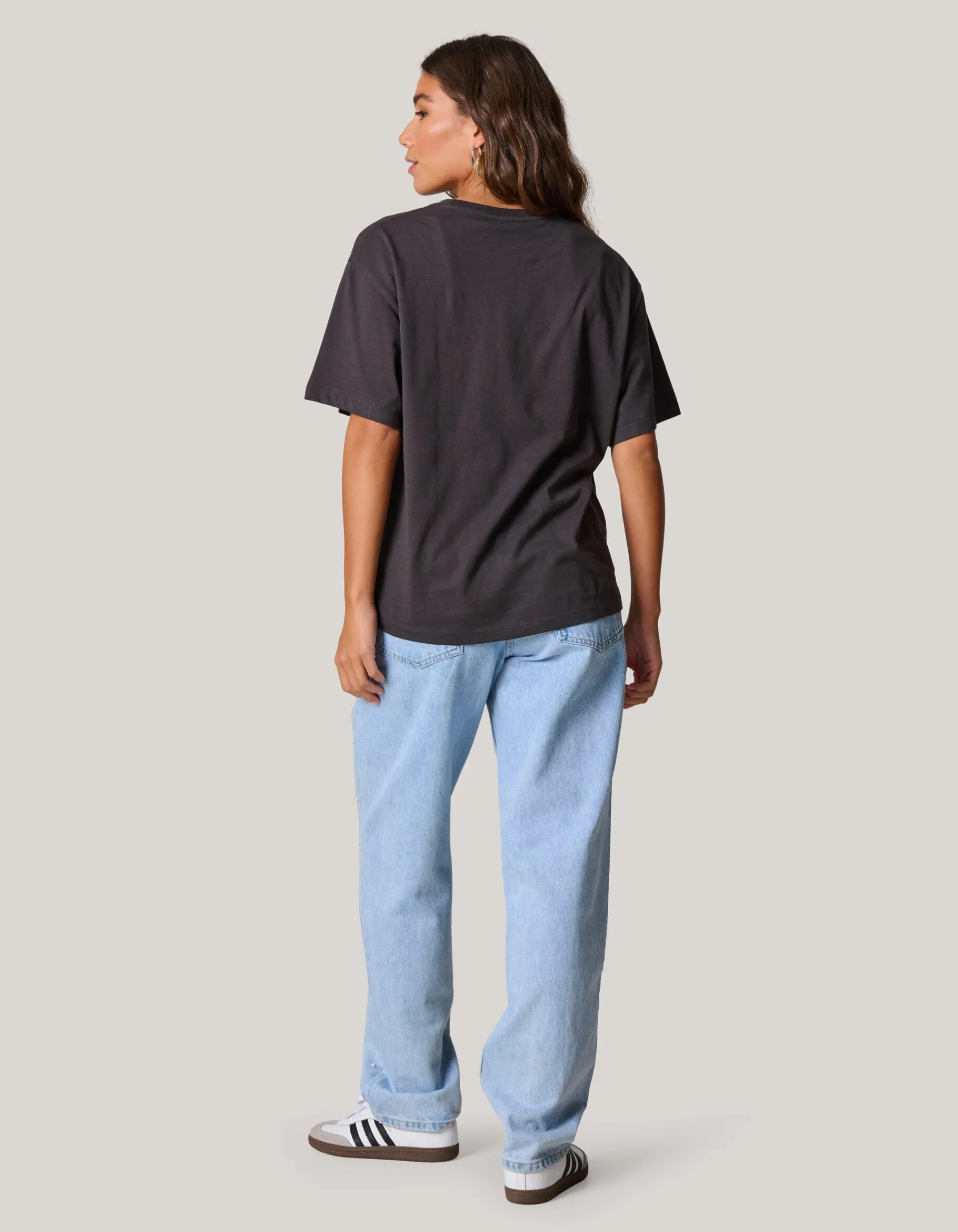Shoeby Smiley Artwork T-shirt Donkergrijs<DAMES T-Shirts
