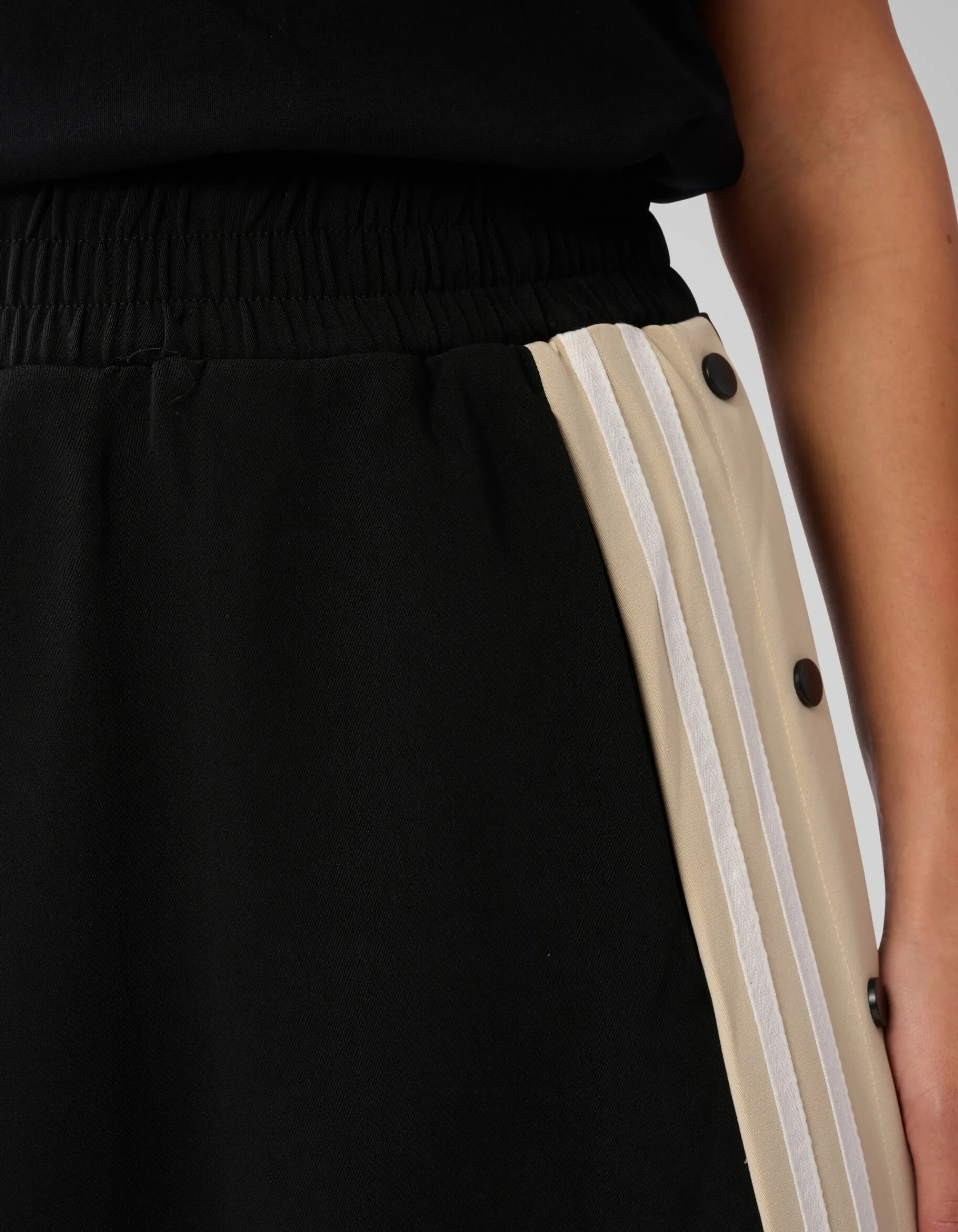 Shoeby Sporty Button Maxi Rok Zwart<DAMES Rokken