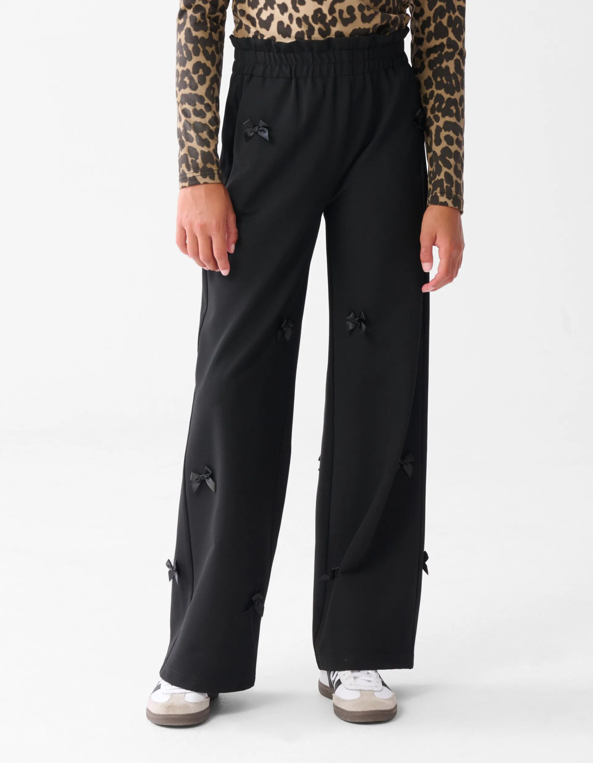 Shoeby Strik Wide Leg Broek Zwart< Broeken