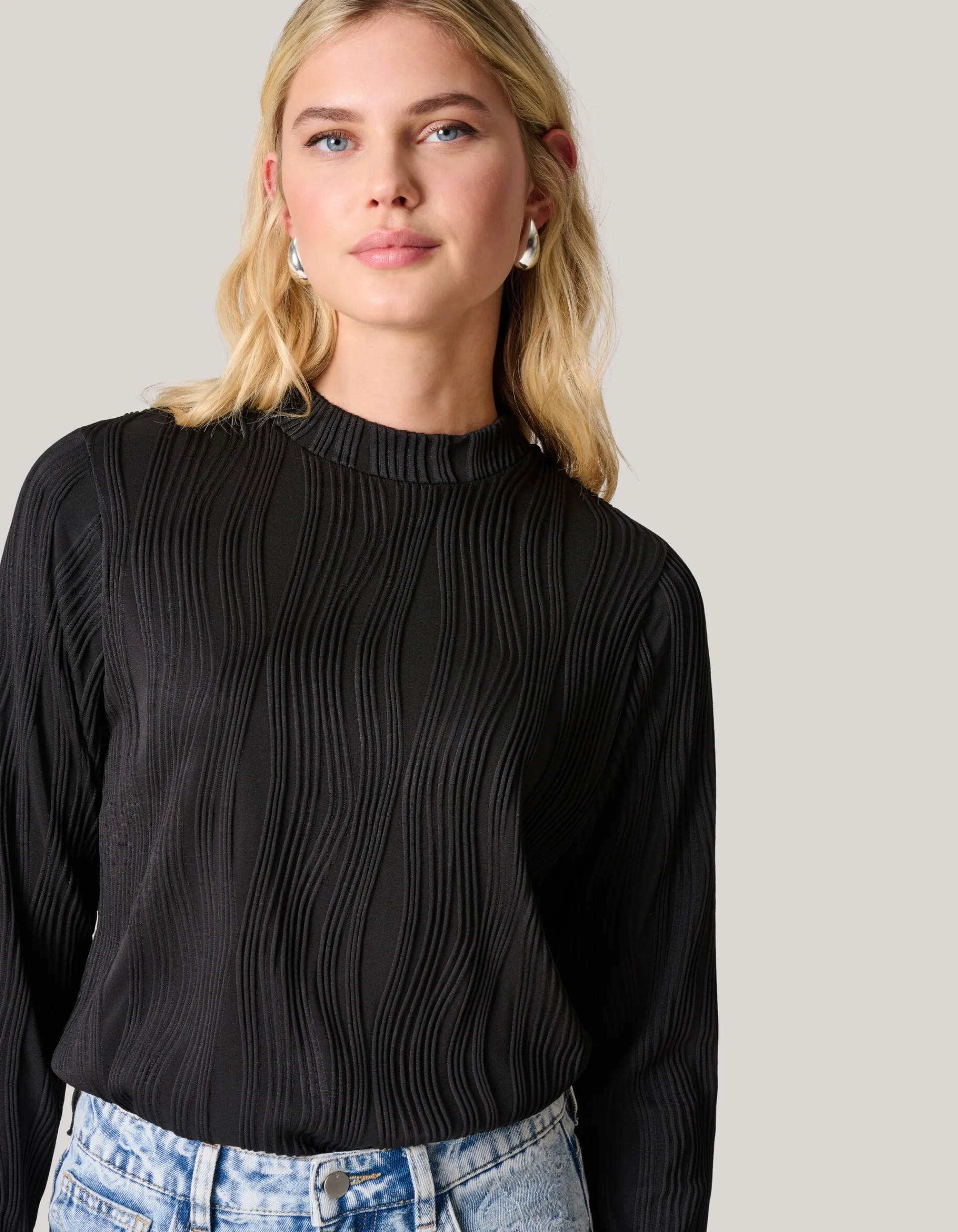 Shoeby Swirl Crinkle Top Zwart<DAMES Tops