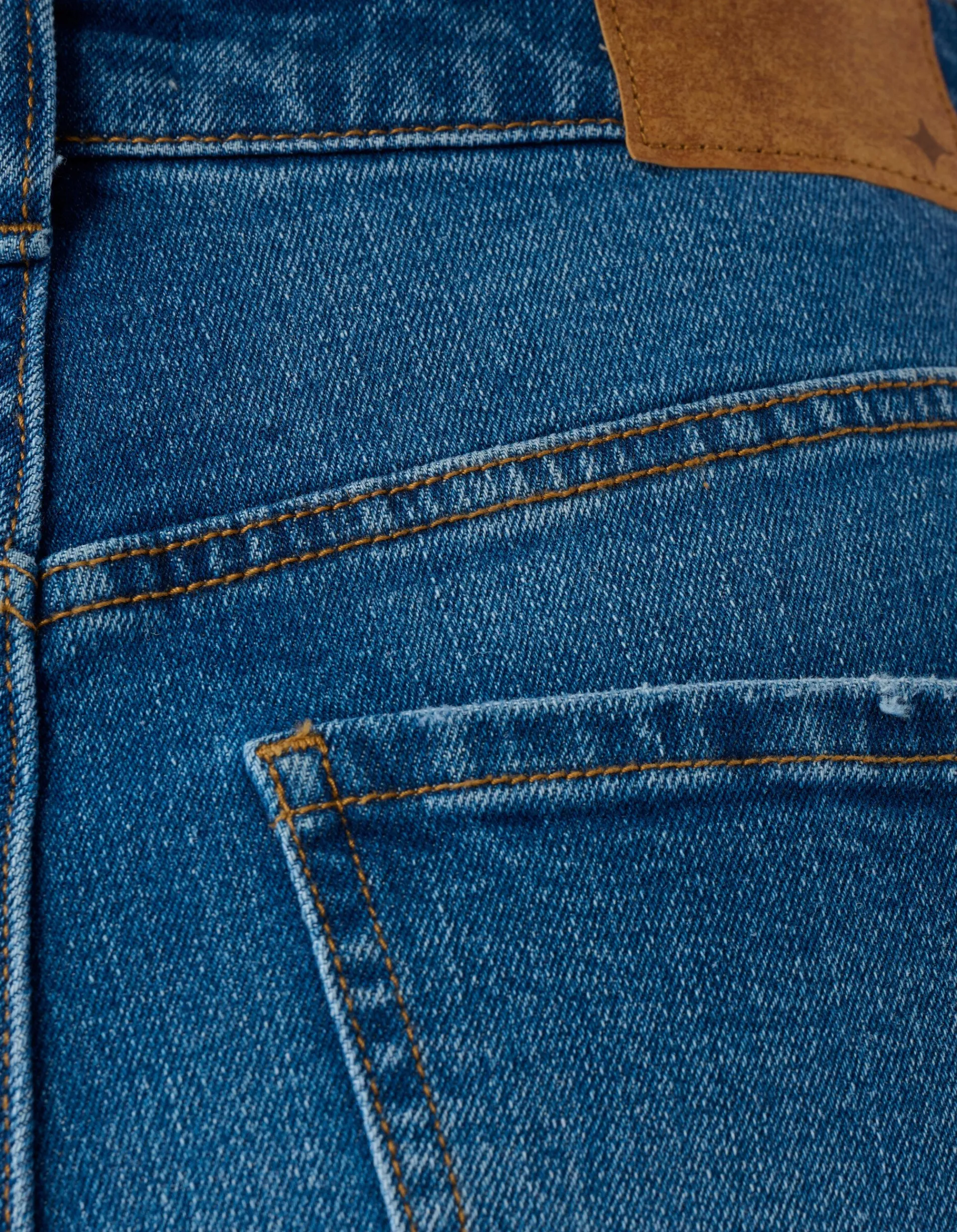 Shoeby Turn Up Wide Leg Fit Jeans By Mieke<DAMES Jeans