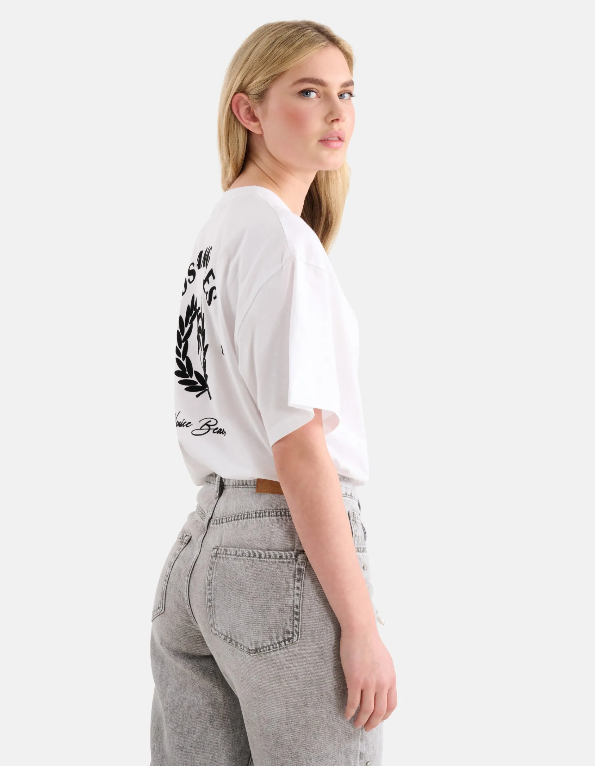 Shoeby Velvet Artwork T-Shirt Wit<DAMES T-Shirts