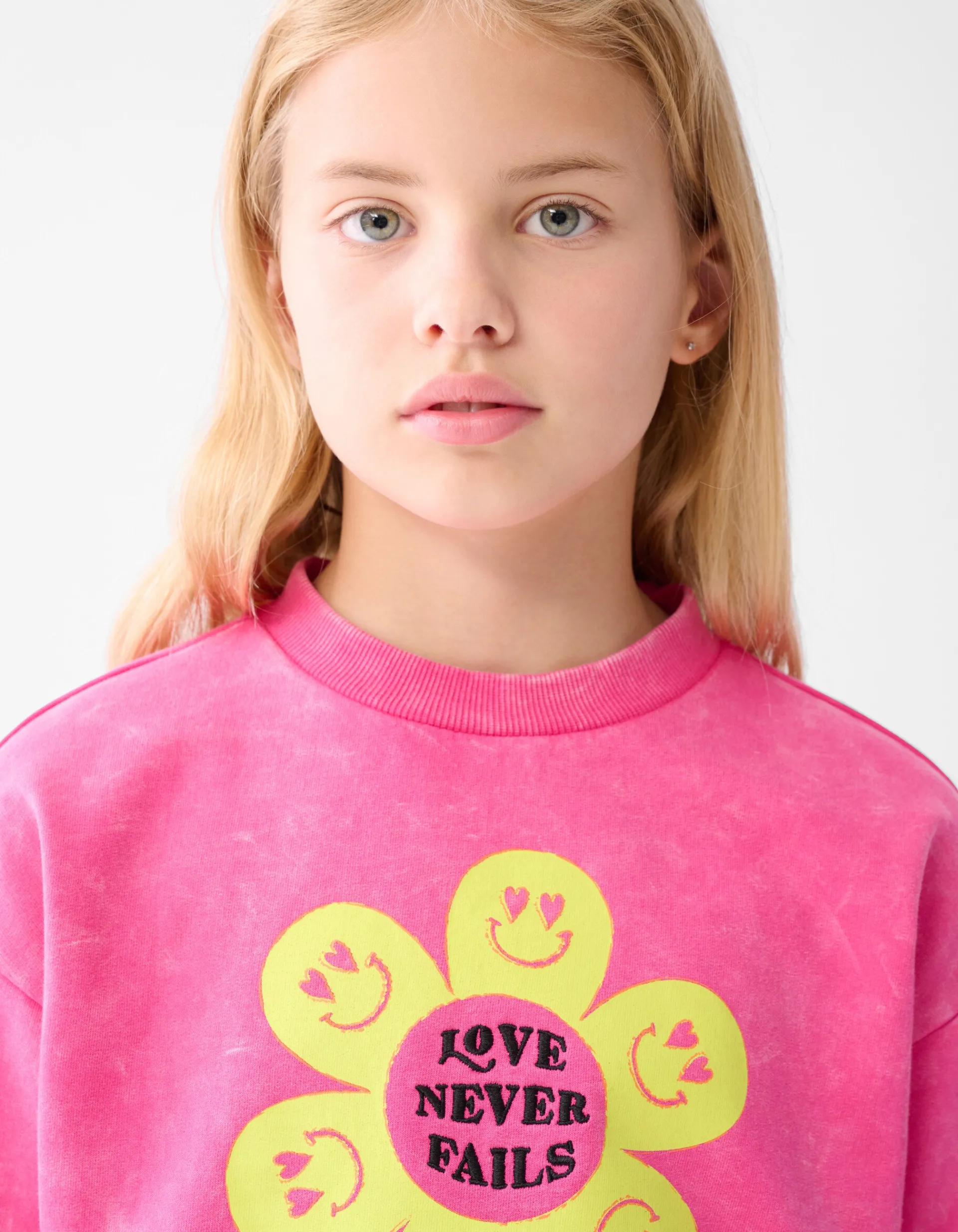 Shoeby Washed Artwork Sweater Roze< Sweaters En Hoodies